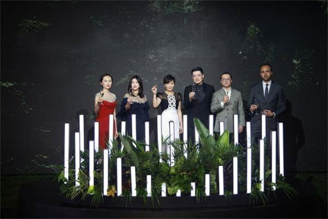 b63a2bfa-90c5-4207-ac2d-cd6496ed1ae2