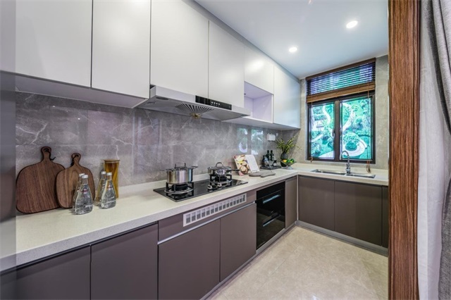 9359148c-8dda-40dc-b7a5-0c05351f6166