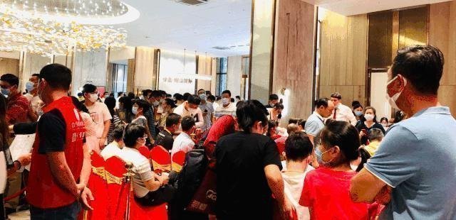 f84d9900-e8fc-4938-9eec-8a378b3bfe56