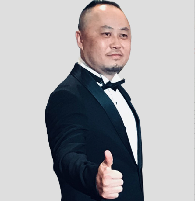 523f96b6-565c-404b-9c19-936b0644db3a