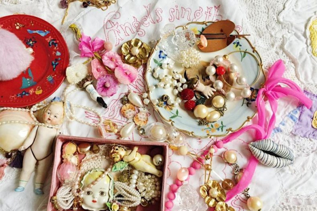 f310750f-7b3f-40d8-8f19-2b0b20443c52