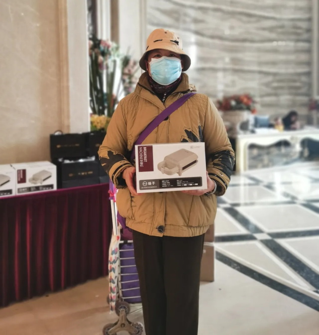 adfd708b-19fd-4122-a8c8-a5758f26ba6b