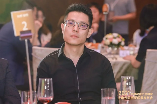 f620346e-e212-46a1-b437-88a88074d1ee