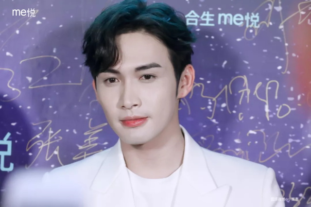 036fb0b0-4853-4963-903d-765f79751aae