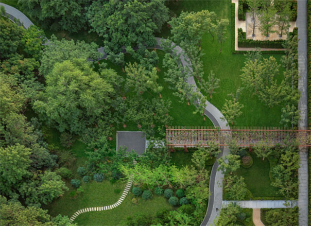 32c8b590-f493-4626-b997-ee512476f5a9