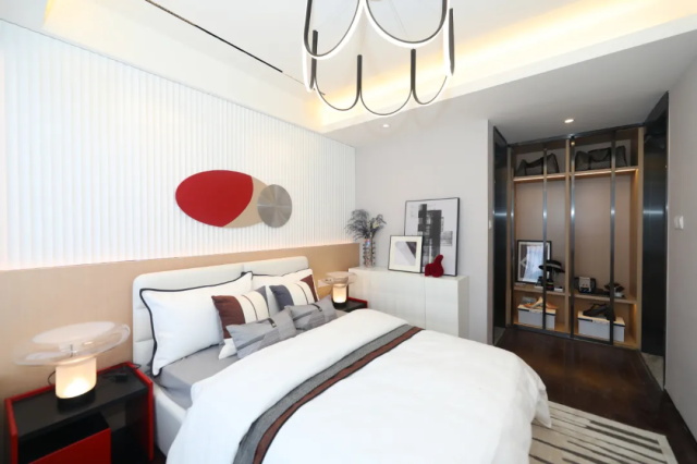 b9164ad0-5d17-4d8b-b18f-dbef9f9cfcf3