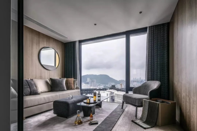 d8ec41b3-989e-4fa6-94fd-3c1d566aedd2