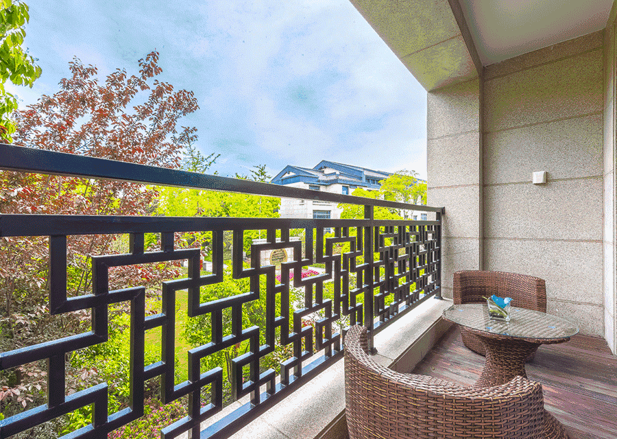 2ba6ba79-012c-4d69-a51d-d139c2b326d2