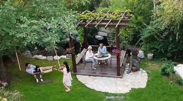 214f16ab-2036-4a76-b23b-334801f2e2ec