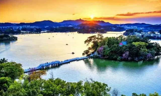 412b9521-cf76-4376-87d7-a87e3db354ae