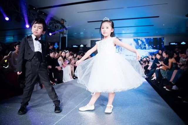 d98947cb-868a-40ef-b041-2bb85cb695d5