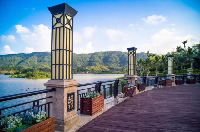 8872a0af-a3f8-4798-bfd8-32d0f051de01