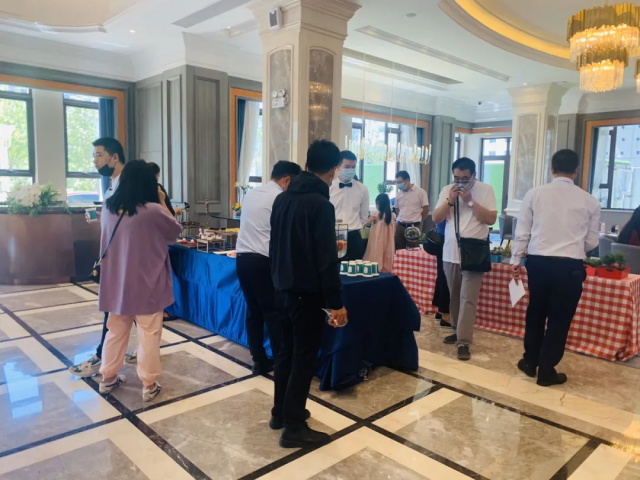 b963dbf6-6911-4e18-8126-fd25bbc3fe9c