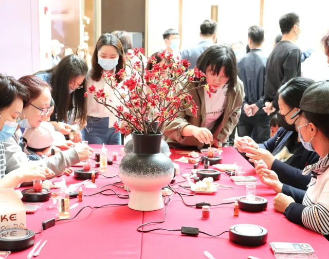 0f2028f8-73e9-42a2-a388-45f55c8c5675