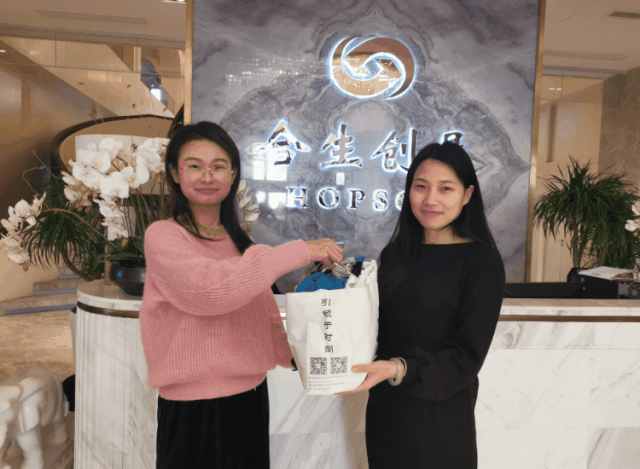 c5eae961-2f6c-469a-b8fa-5f0aaa6c45ad