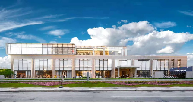 f6de17c1-945e-411e-8218-4d6086dd5548