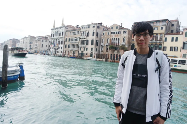 728c56fb-5cf1-41cf-8ca4-1e598005dab7