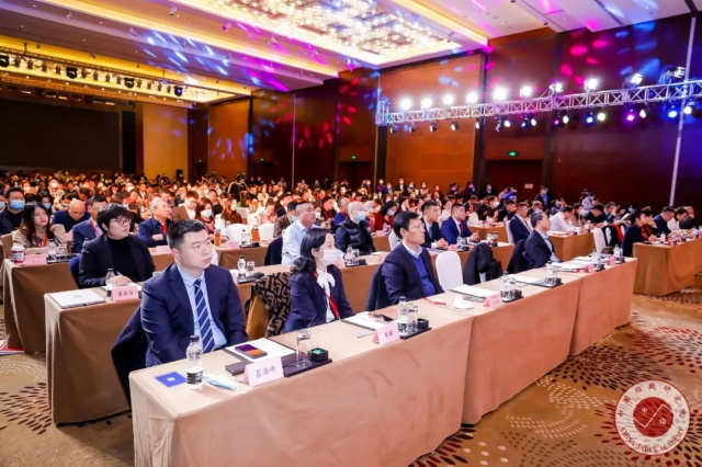 77eeaed7-00f0-4ffb-bf83-4ea91317e147