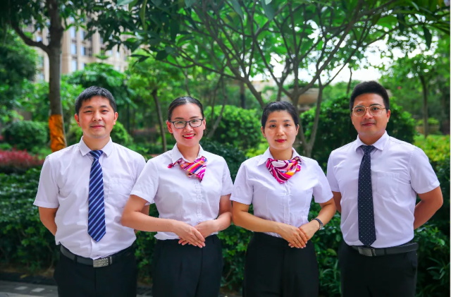 f4256ebb-f7bc-4d33-bd75-8d13fec84f48