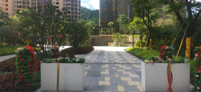 ab2b9a49-7e45-4c9e-b655-520a73b7f358