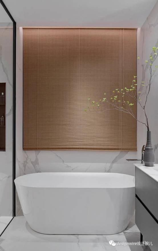 6376930649460473103020880