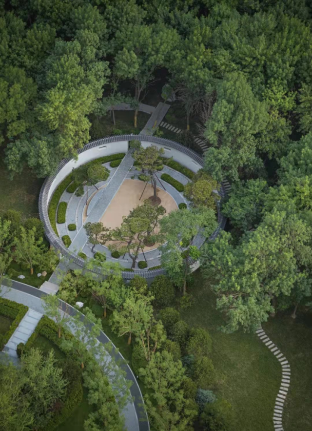 6377455412176991447016937