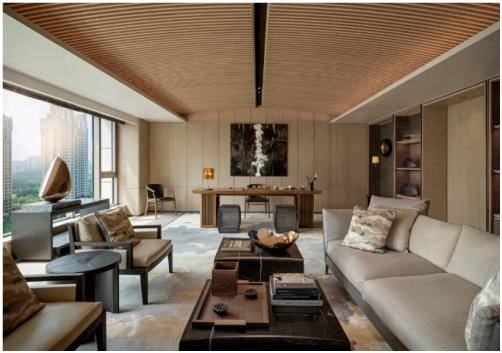 6377455453769469062879935