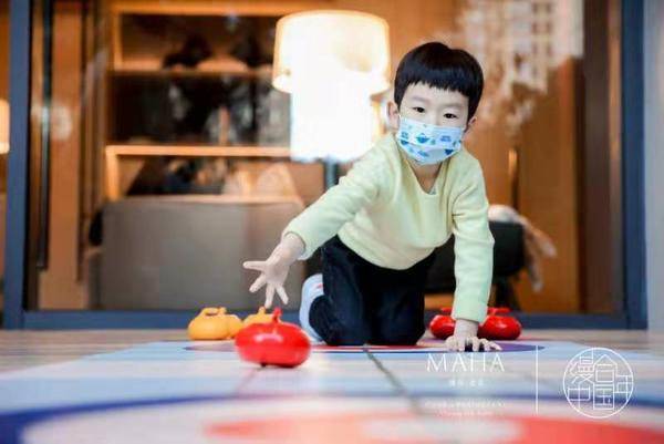 6378296292732970478795519