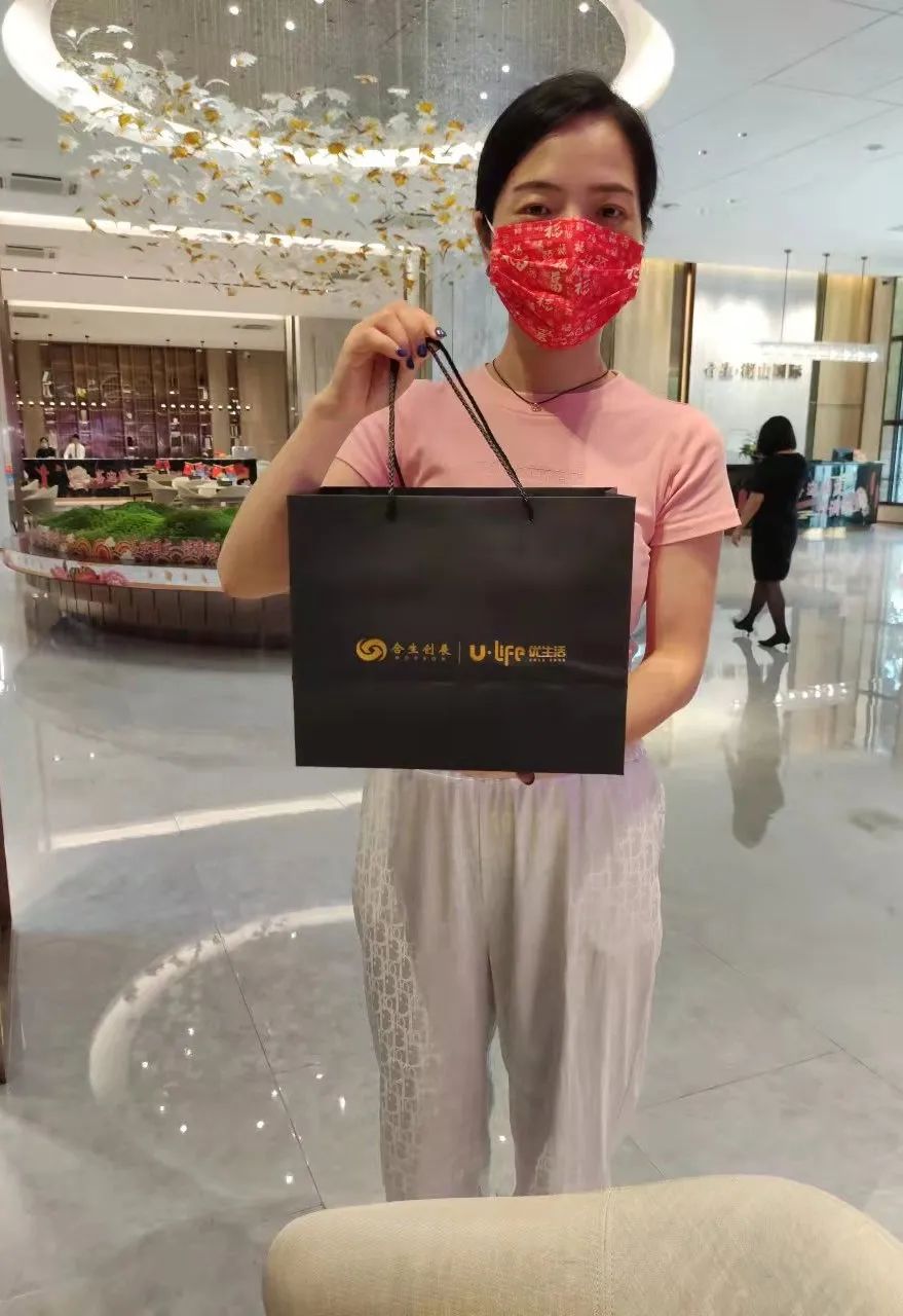 6378302475811571988753216