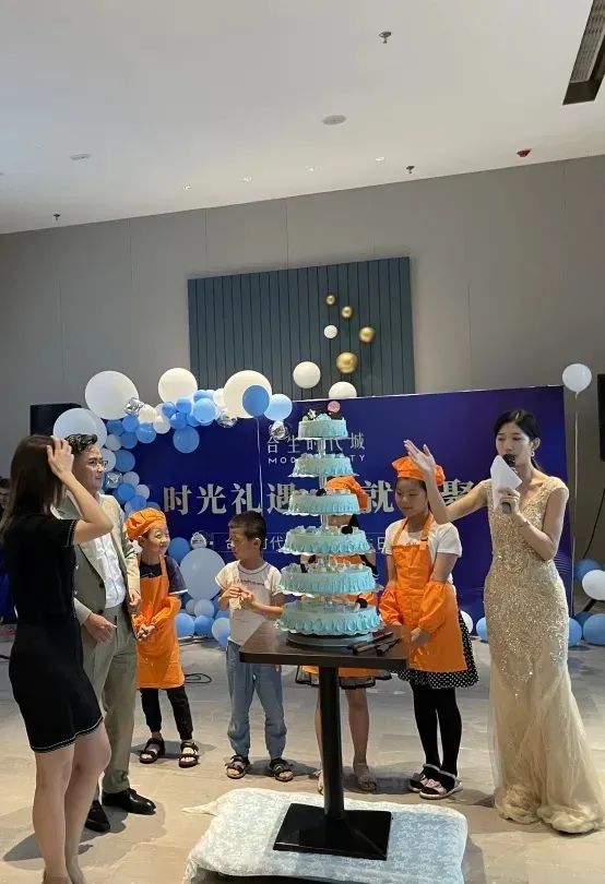 6378302837666700043261082