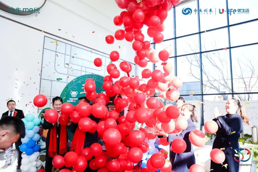 6378304279238332658011617