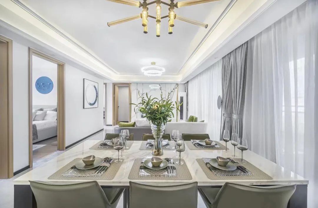 6379021226703750295537617