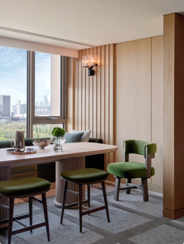 6379045423199121807407183