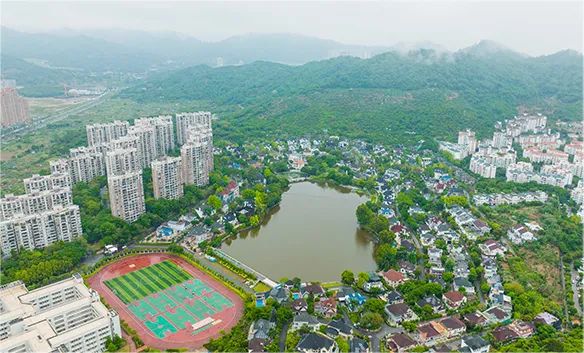 6379390925948608461079961