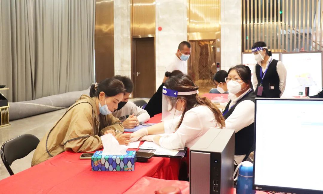 6379391035561075675107602