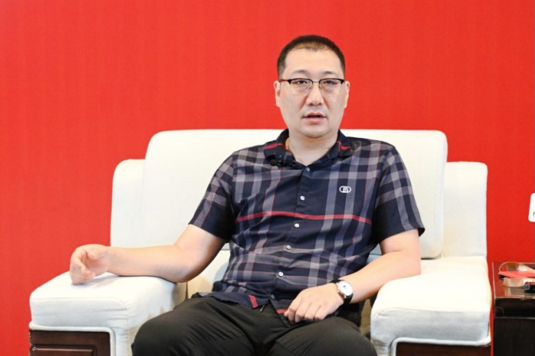 6379814134804937564211295