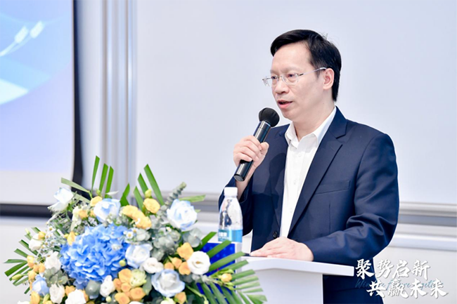 6385330094010772559752603