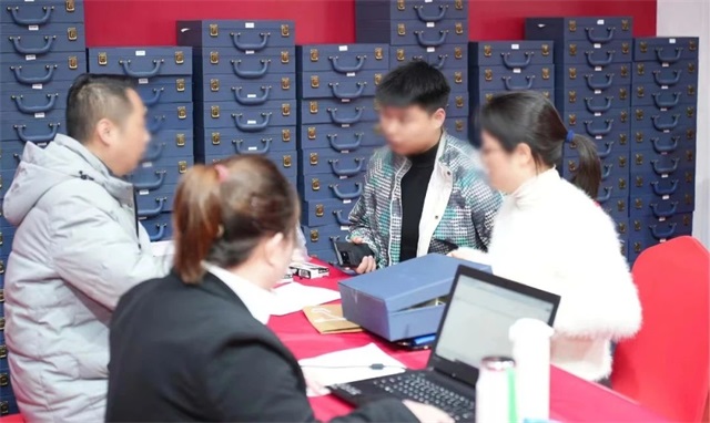 6385613209862535252886129